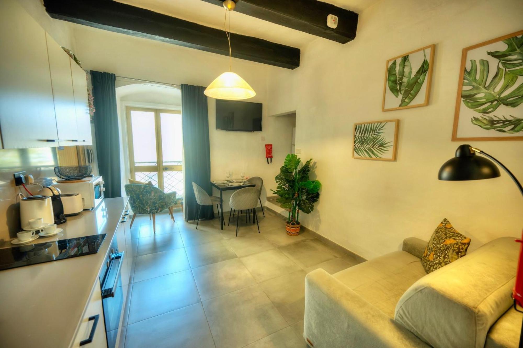 Cozy Flat. Swim Beach 2 Minutes Walk. The Old Valletta Mcri1-1 Dış mekan fotoğraf